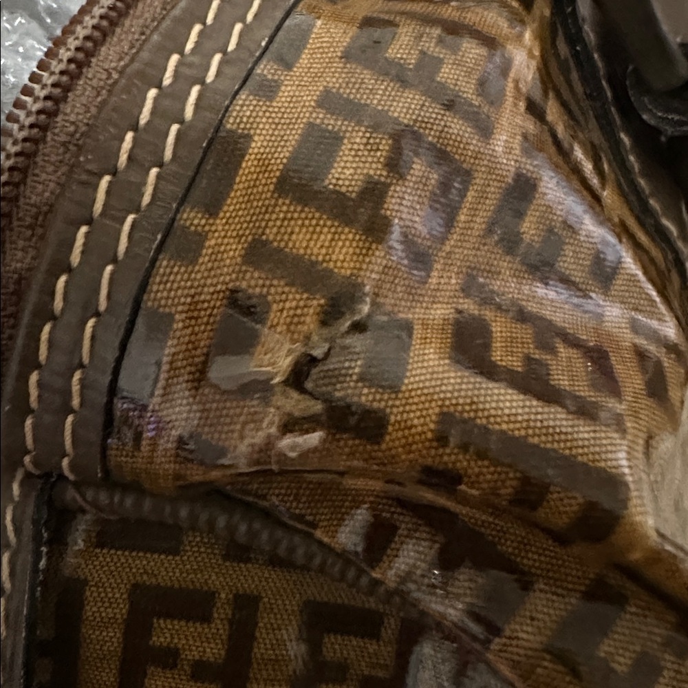 Fendi Tan and Brown Monogram Handbag PRE-OWNED. PROJECT BAG. - Picture 12 of 17